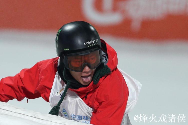 大跳台世界杯云顶站 苏翊鸣预赛小组第一晋级决赛